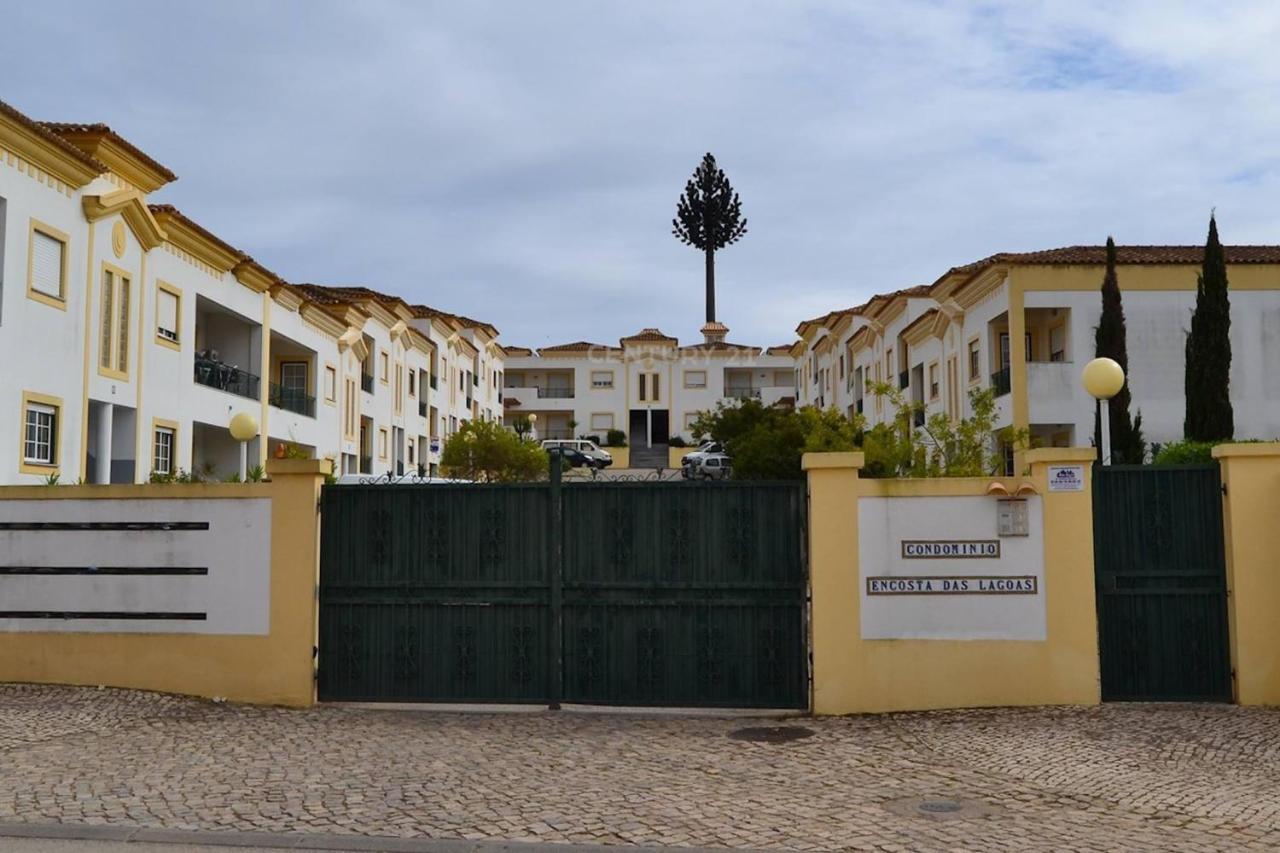 Apartamento T2 em condomínio fechado. Albufeira Exterior foto