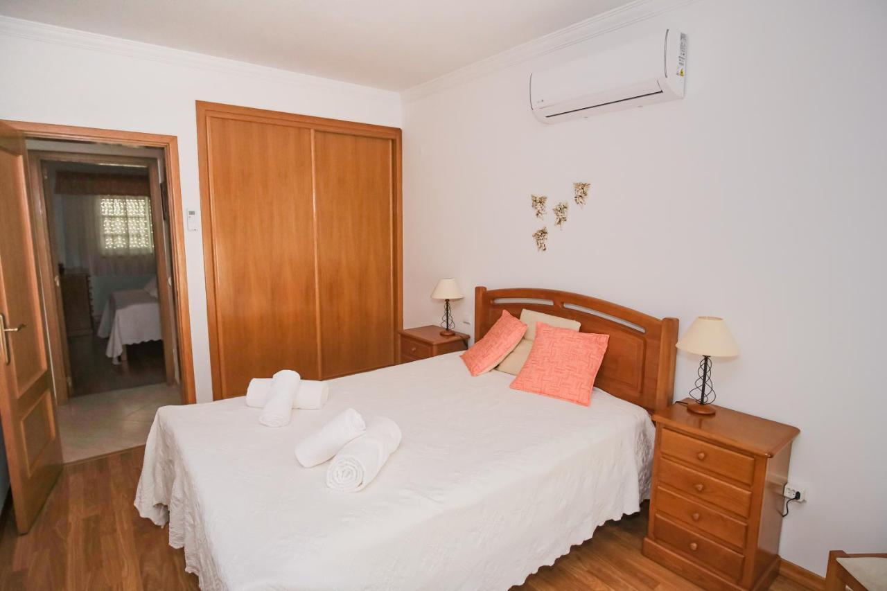 Apartamento T2 em condomínio fechado. Albufeira Exterior foto